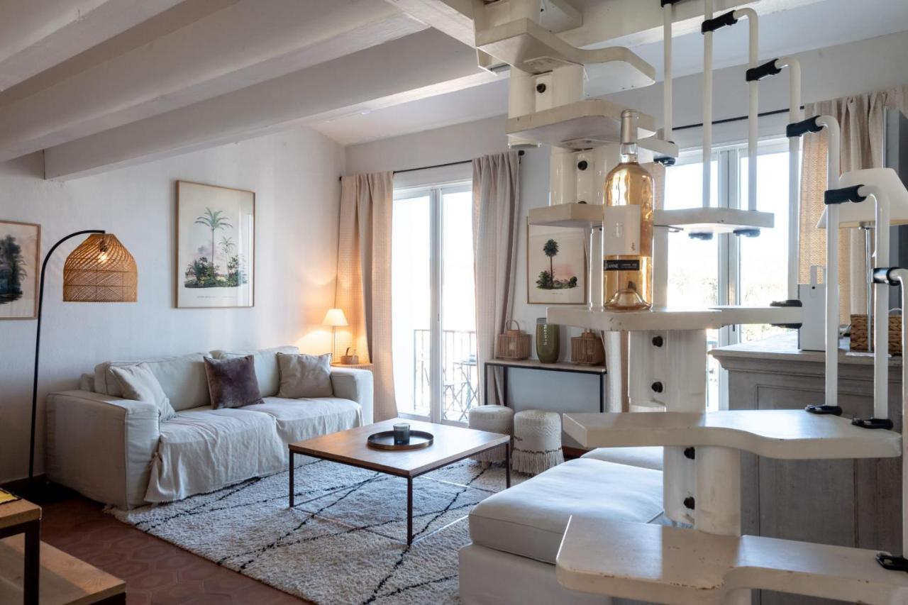 Bright Nest With Balcony And View On The Port Appartement *