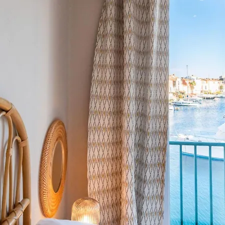 Apartamento Bright Nest With Balcony And View On The Port Grimaud Exterior foto