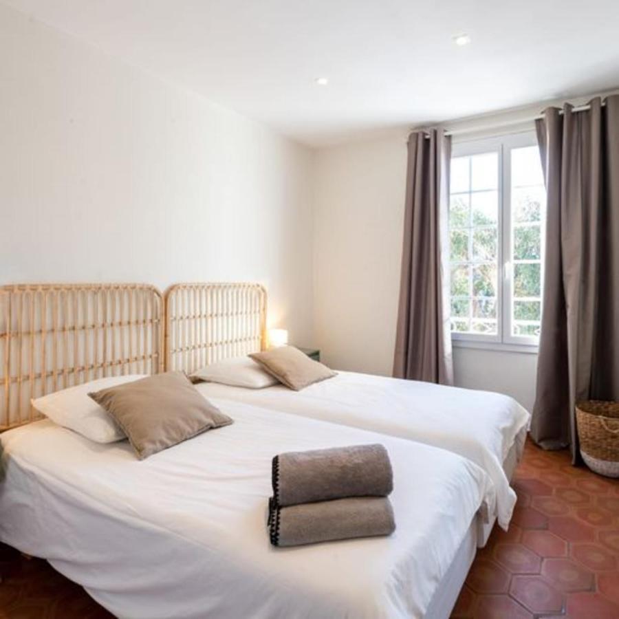 Bright Nest With Balcony And View On The Port Apartment *